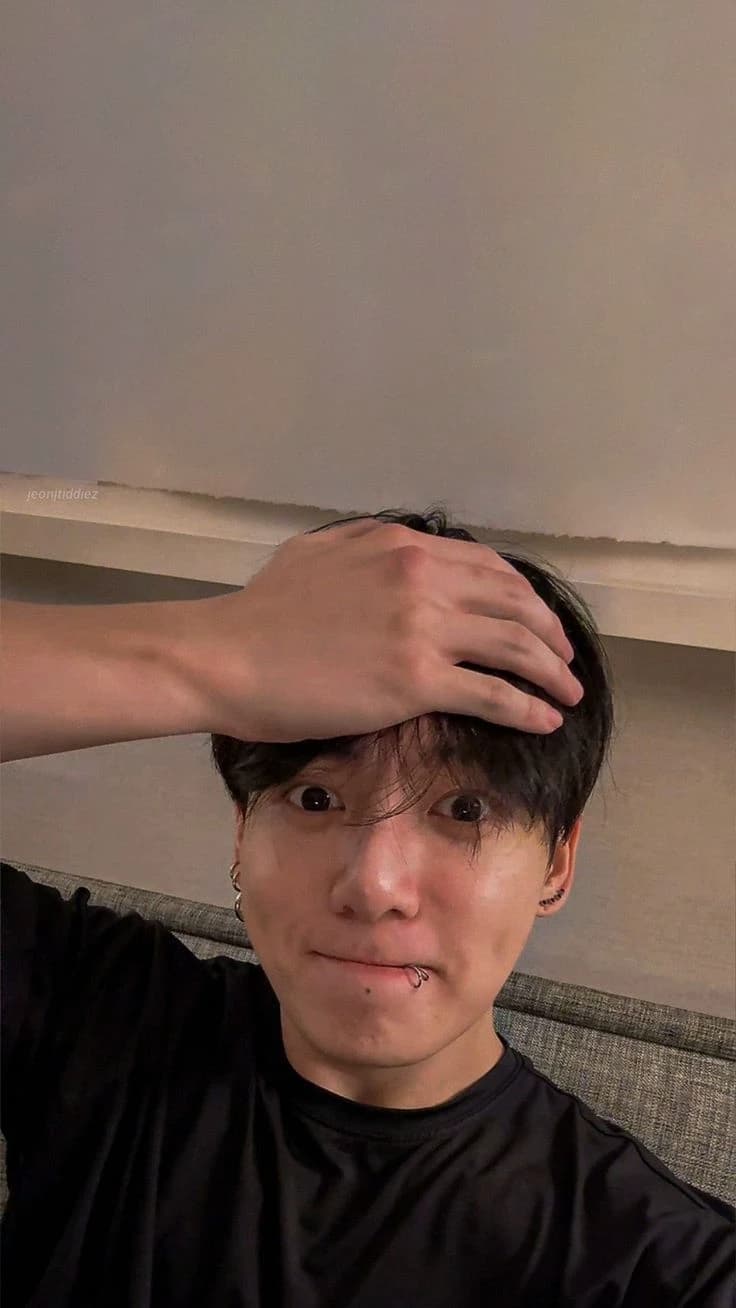 Jeon Jungkook thumbnail