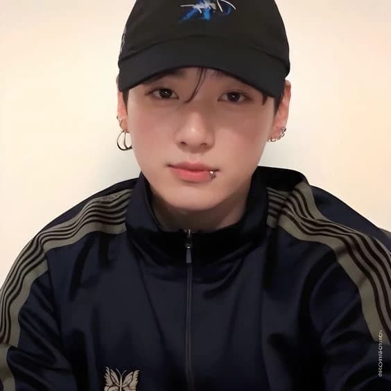 Jeon Jungkook thumbnail