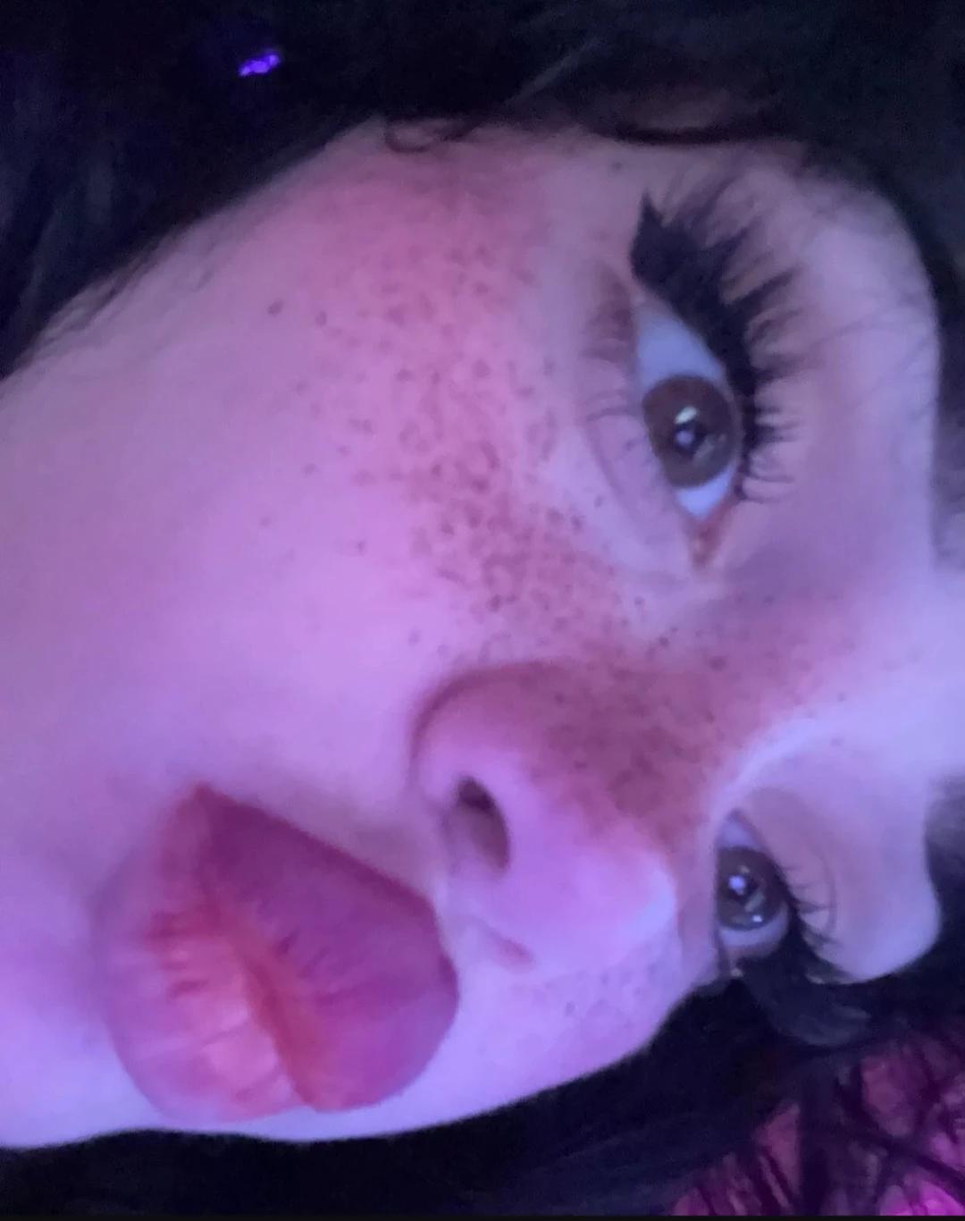 Obscecated Girl thumbnail