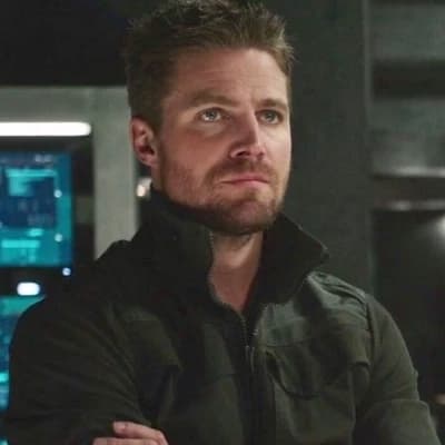 Oliver Queen/Green Arrow   thumbnail