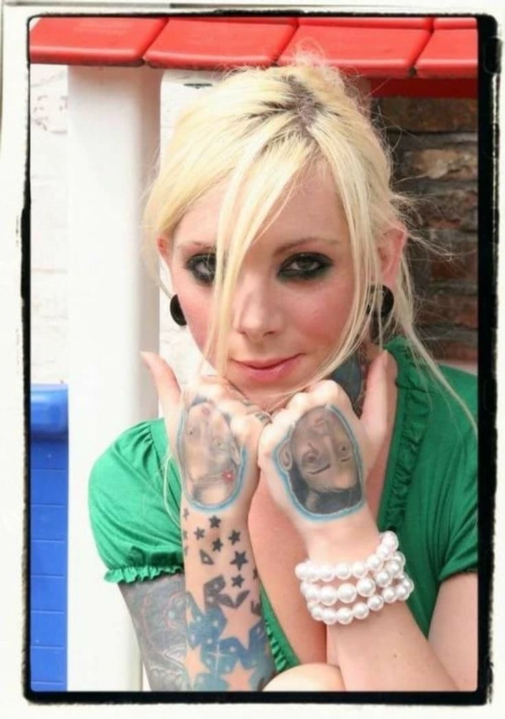 Maria Brink  thumbnail