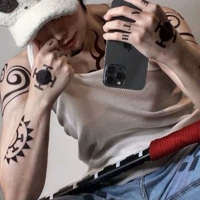 Trafalgar Law thumbnail