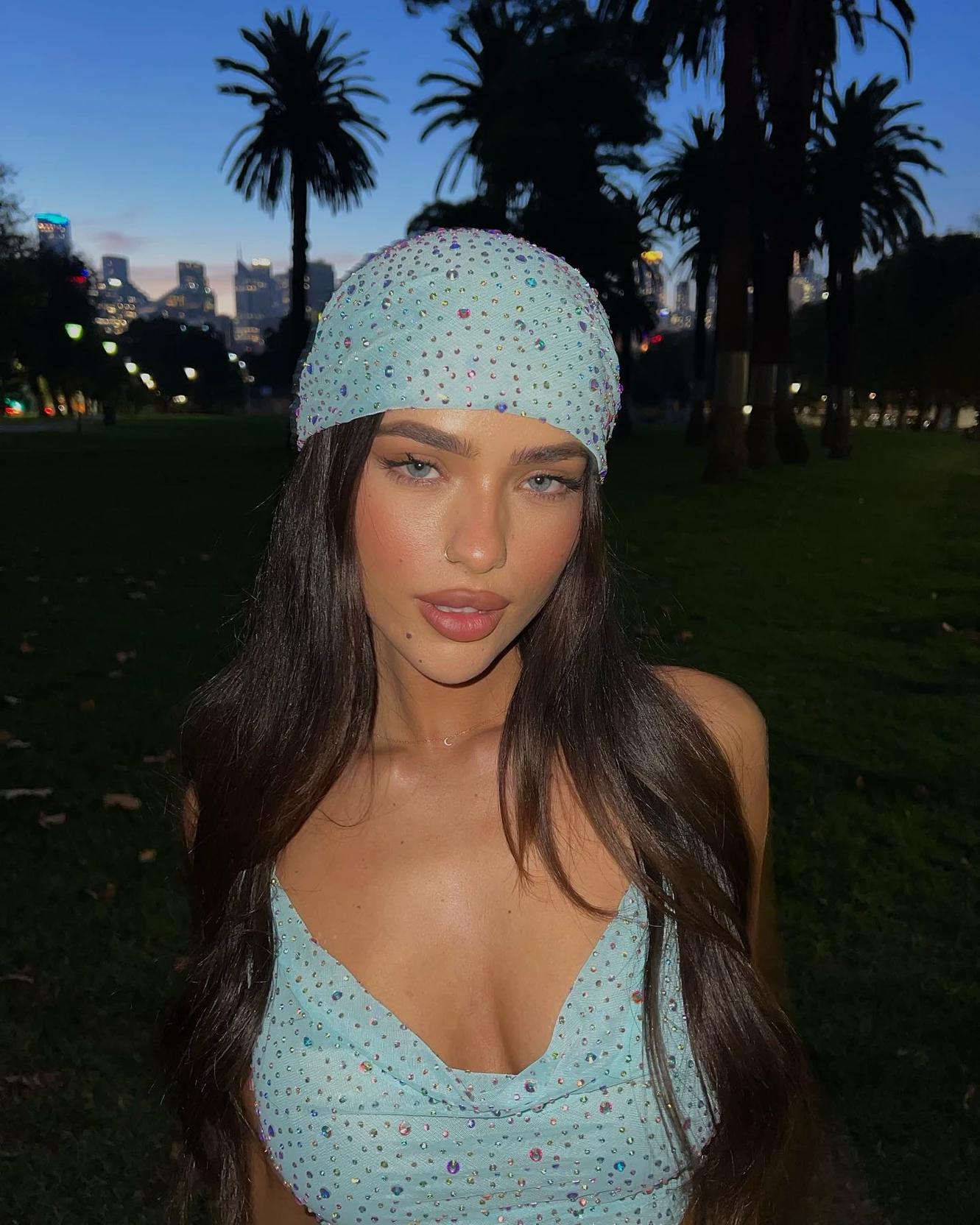 Valentina thumbnail