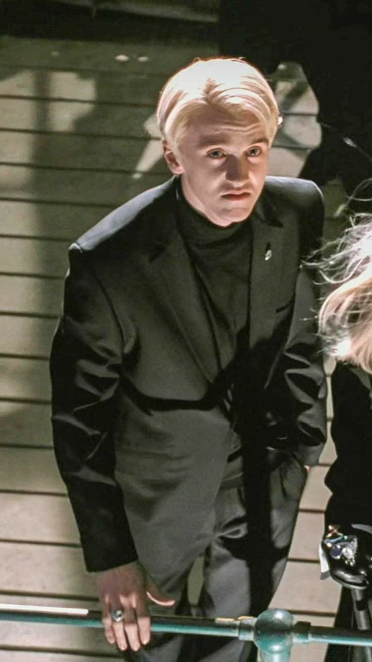 Draco Malfoy ✨ thumbnail