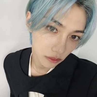 Lee 'Felix' Yongbok thumbnail