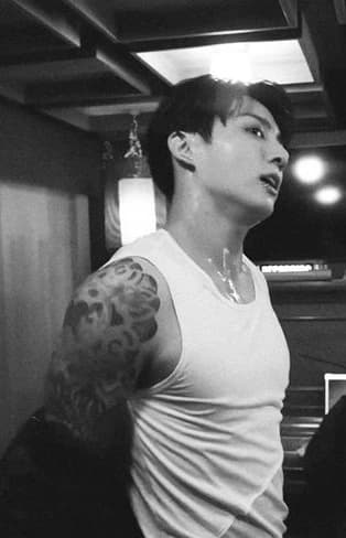 Jeon jungkook thumbnail