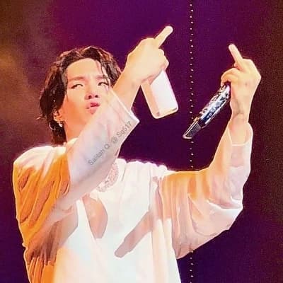 Min Yoongi (Suga) thumbnail