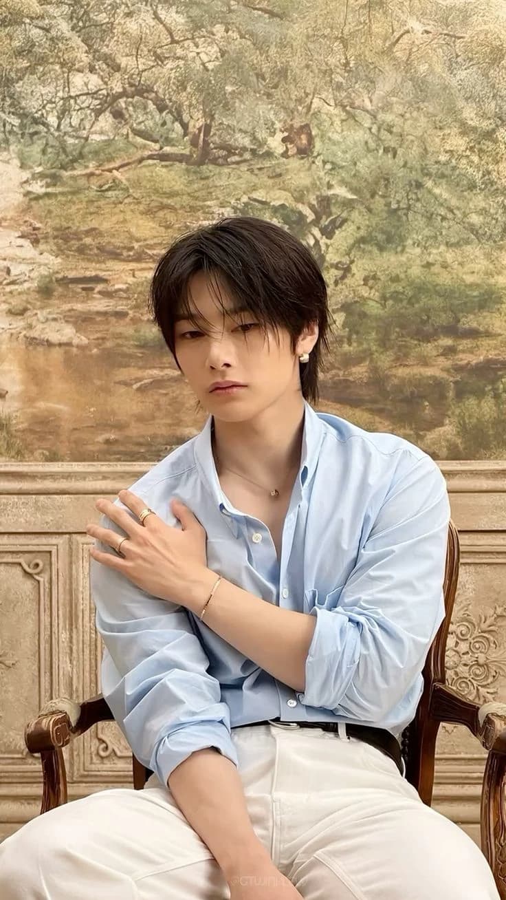 Jeongin thumbnail
