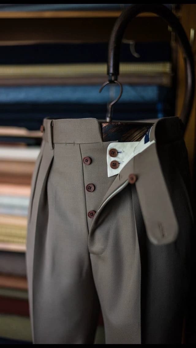 Social Pants thumbnail