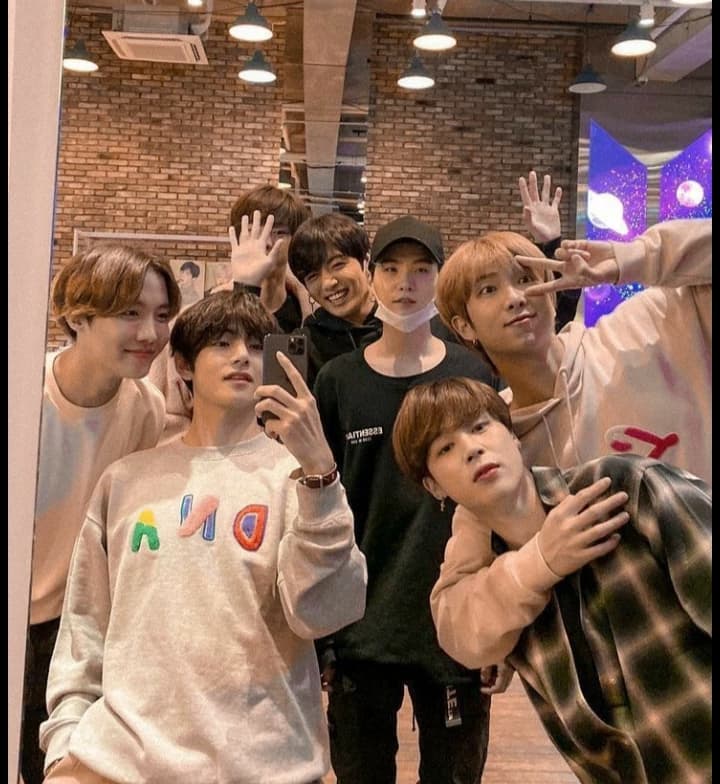 BTS friends thumbnail
