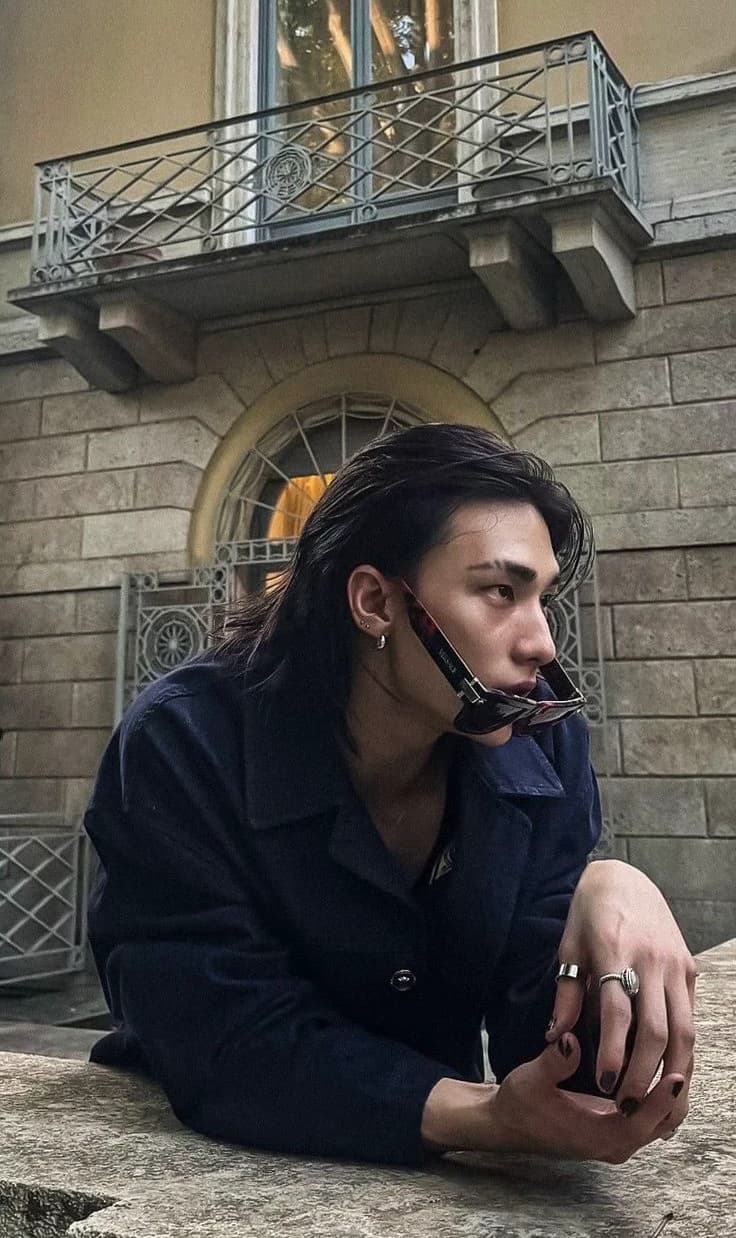 Hwang Hyunjin  thumbnail
