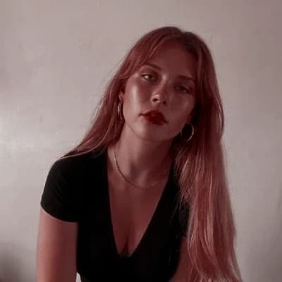 Mia Tomlinson thumbnail