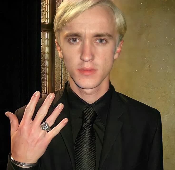 Draco Malfoy thumbnail