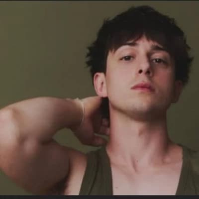 Gabriel Howell thumbnail