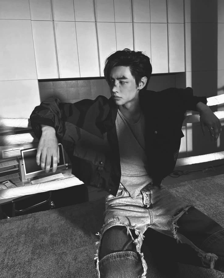 Park Sunghoon thumbnail