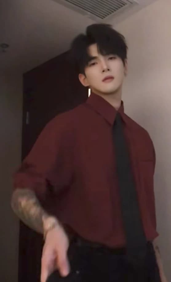 Suho thumbnail