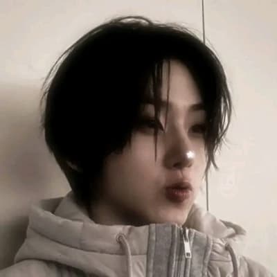 Head thumbnail