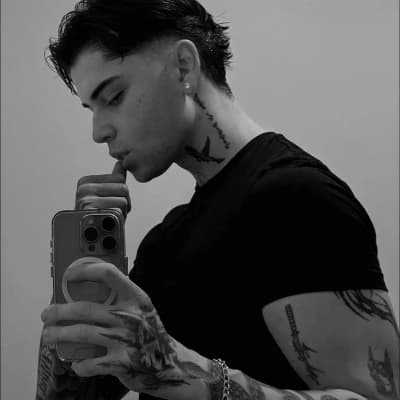Alex thumbnail