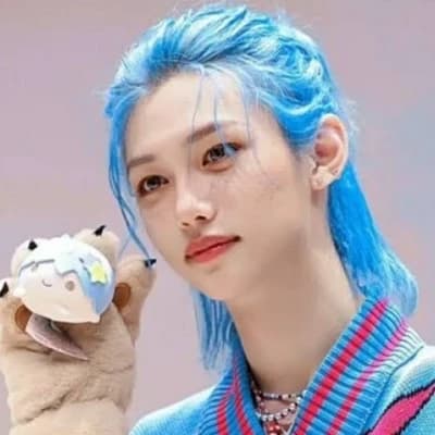 Lee felix thumbnail