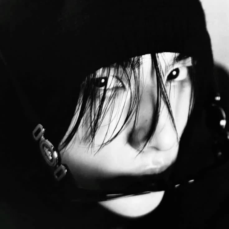 Hwang huunjin thumbnail