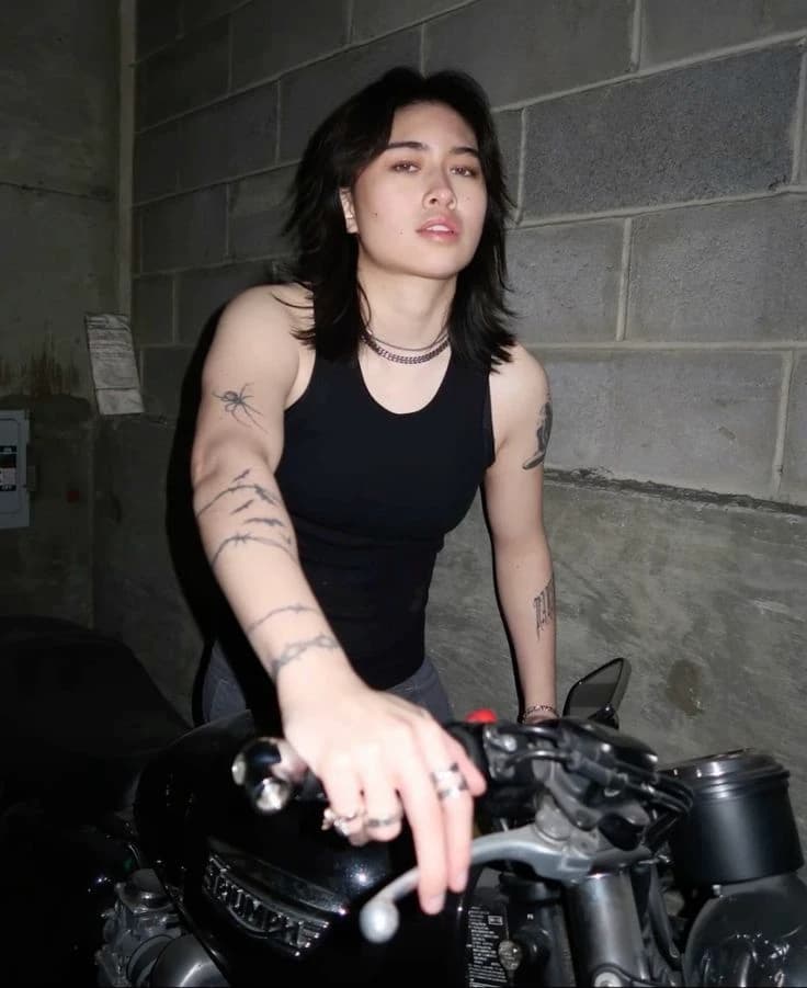 𝙎𝑢𝑧𝑢𝑘𝑎 🏍 🏍 thumbnail