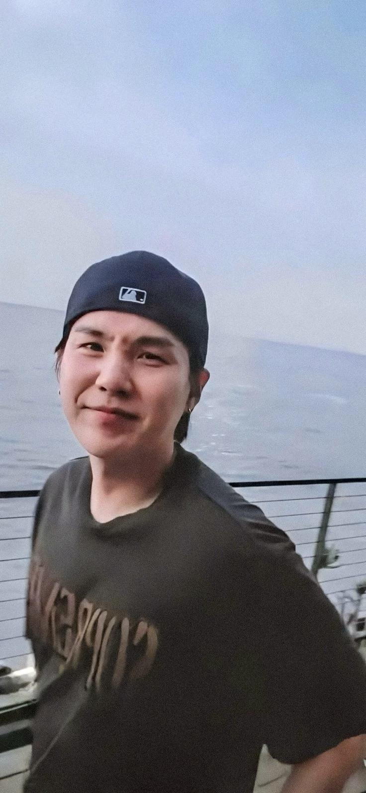 Min yoongi thumbnail