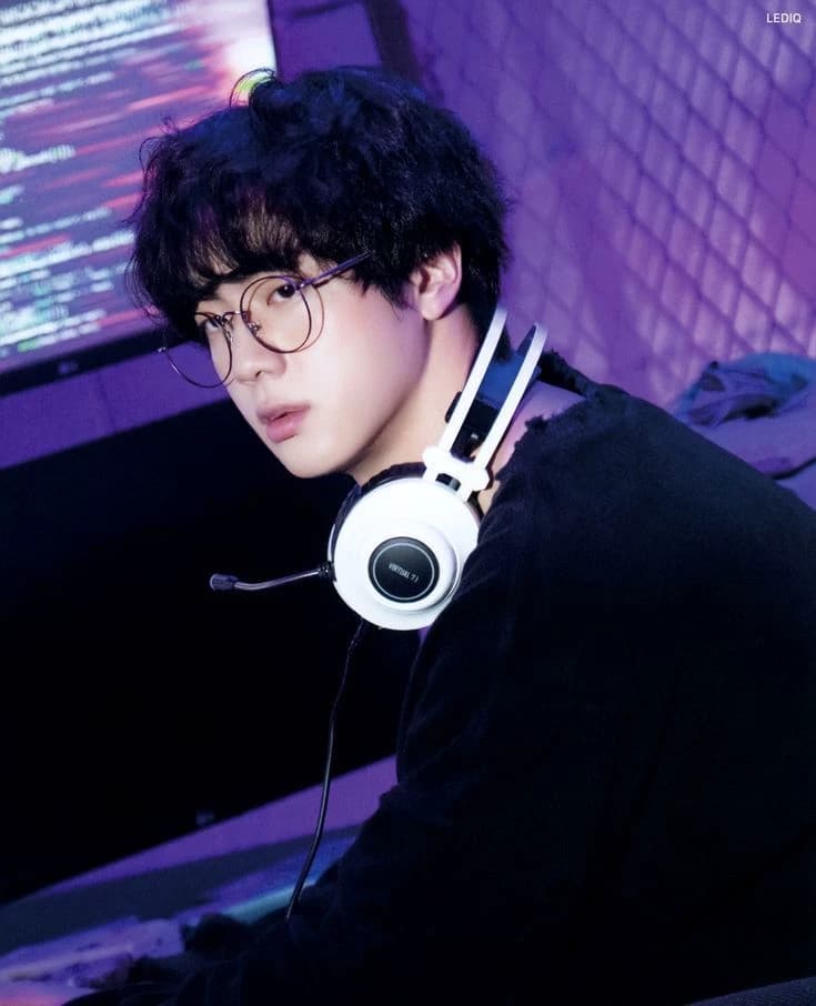⦻❄️ Kim Seok Jin ❄️⦻ thumbnail