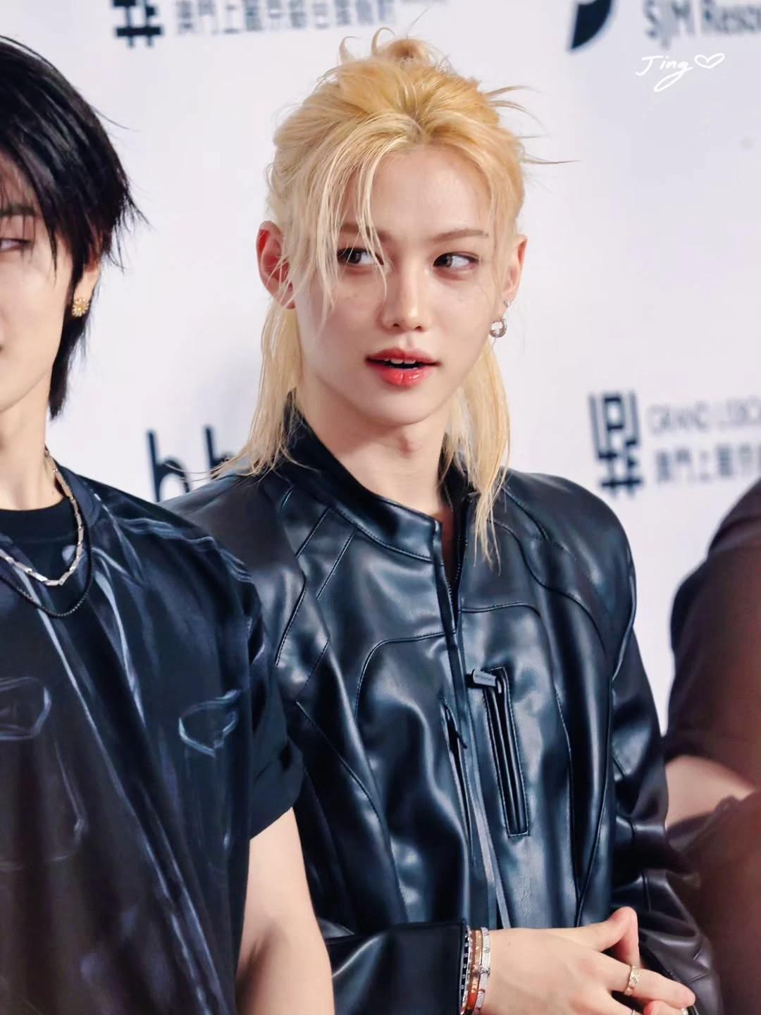 Lee Felix — Stray Kids thumbnail