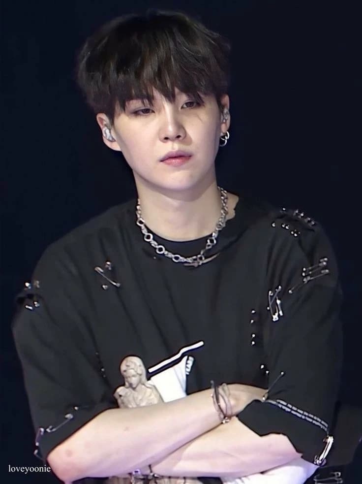 MIN YOONGI thumbnail