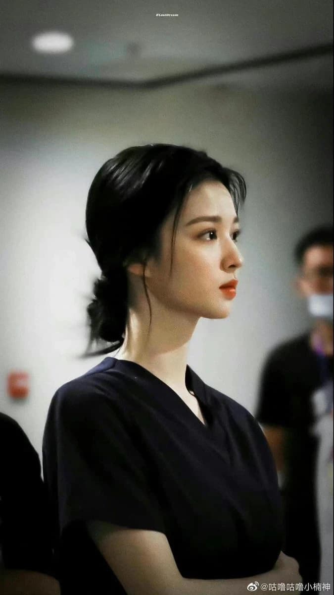 Kim Karina thumbnail