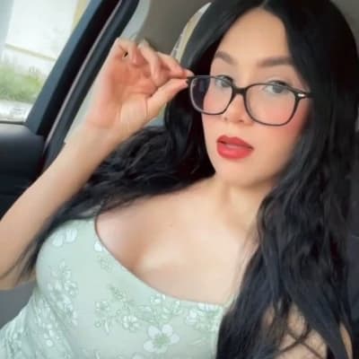 Mariely thumbnail