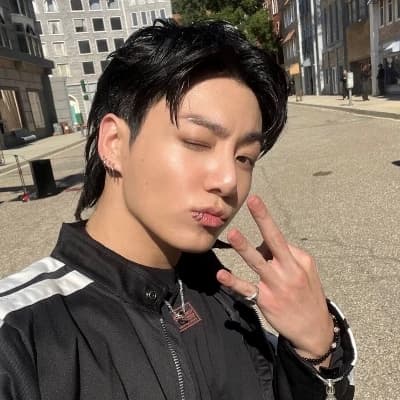 Jeon Jungkook thumbnail