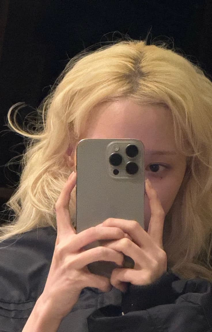 Kim Minjeong (WLW/GL) thumbnail