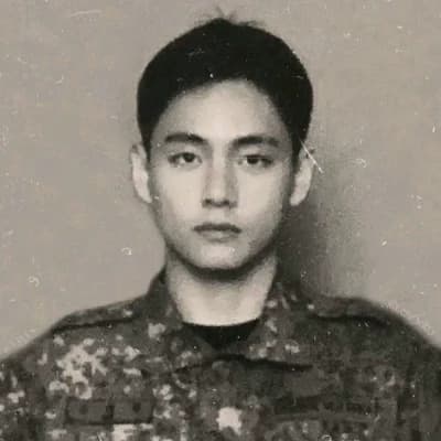 Kim Taehyung thumbnail