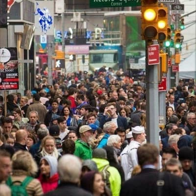 A busy street thumbnail