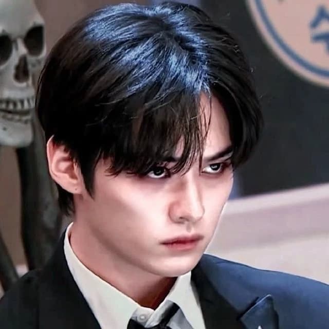 Lee know (Minho) thumbnail