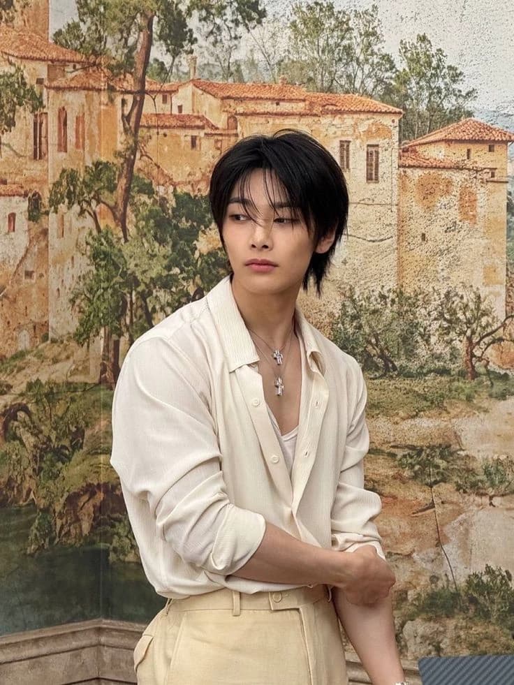 Yang Jeongin thumbnail