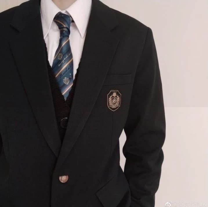 Claude Sliver ||Omegaverse||Genovia High school|| thumbnail
