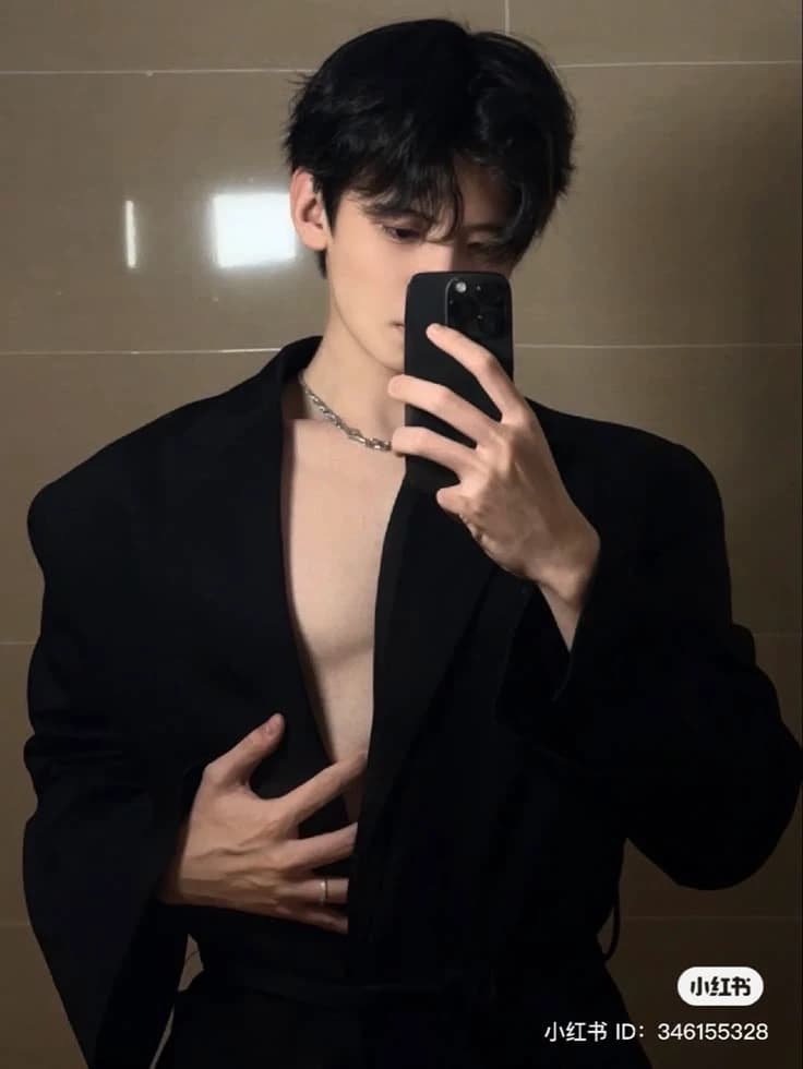 Playboy // bl thumbnail