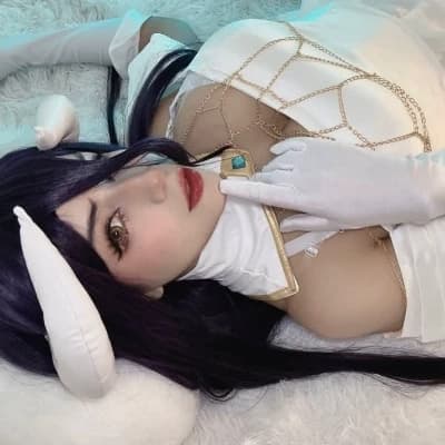 Katt cosplay albledo thumbnail