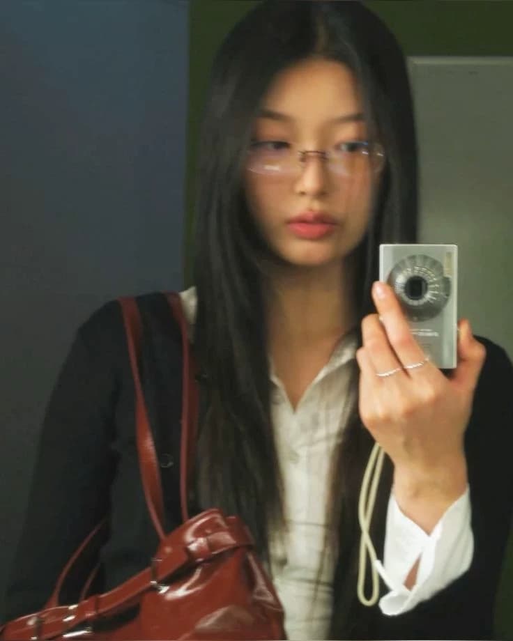 jeung wonyoung  thumbnail