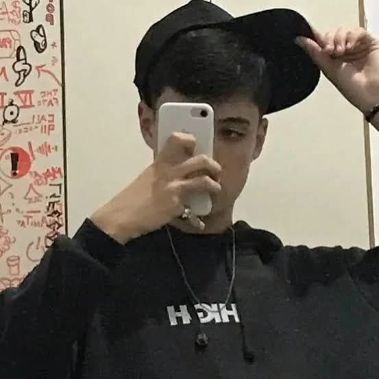 Derick thumbnail