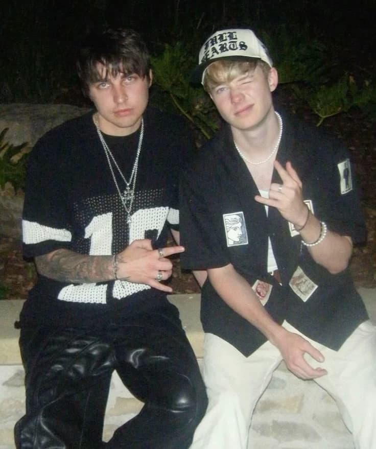 Sam And Colby thumbnail