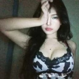 Chloe thumbnail
