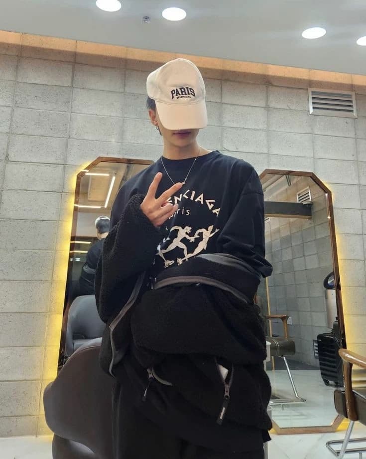 Hyunjin thumbnail