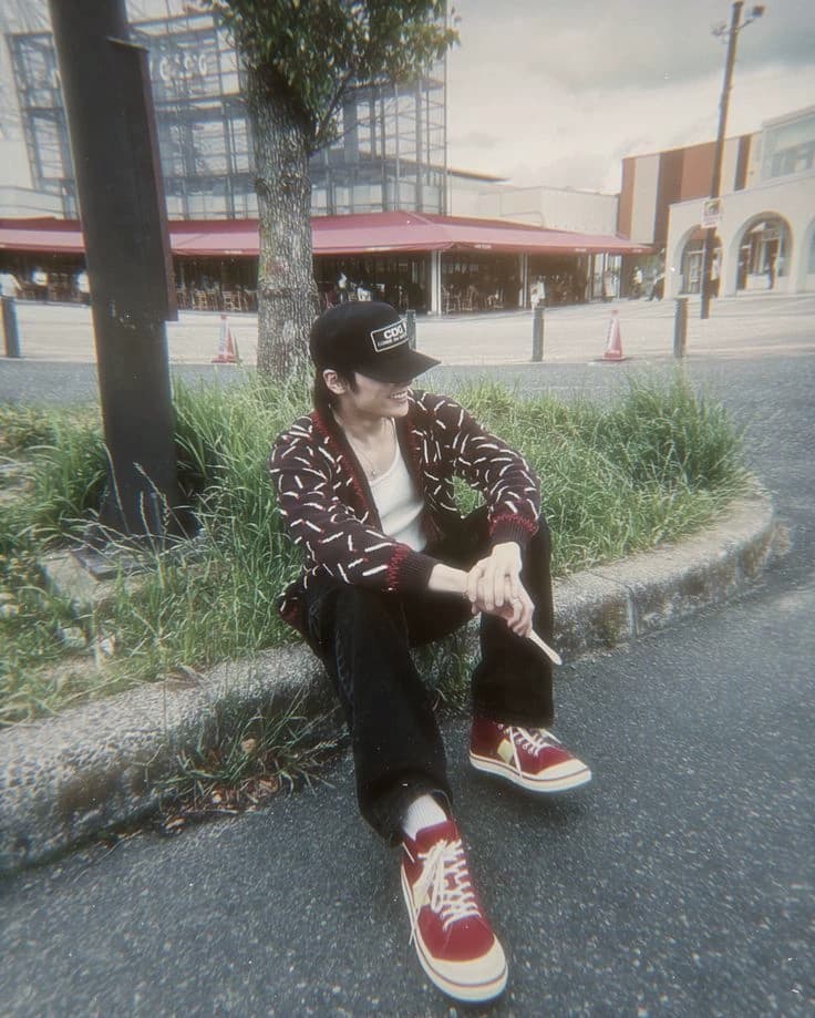 Jeongin thumbnail