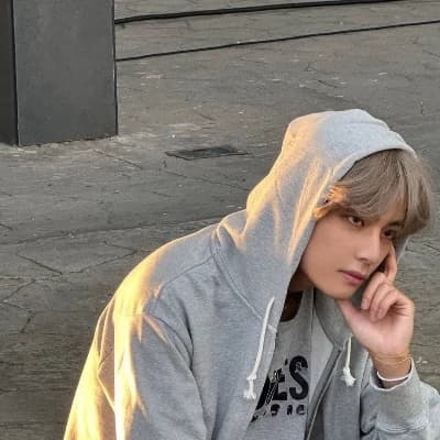 Kim Taehyung thumbnail