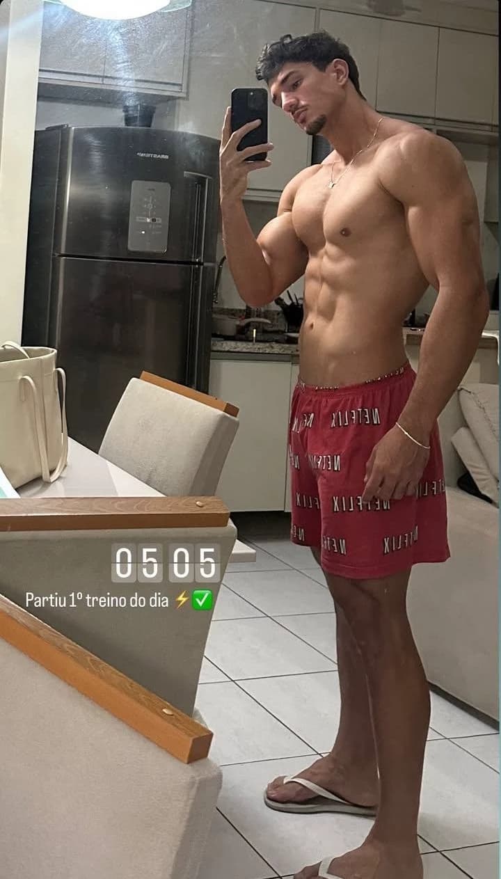 Alex Gael thumbnail
