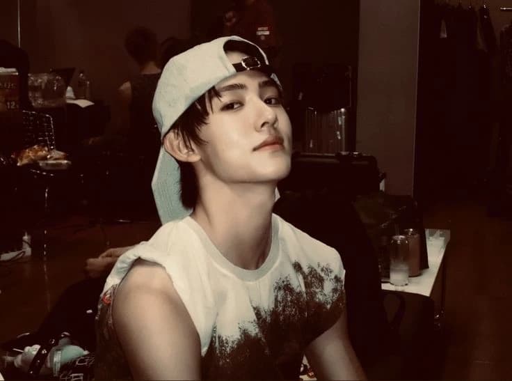 Eom Sunghyun thumbnail