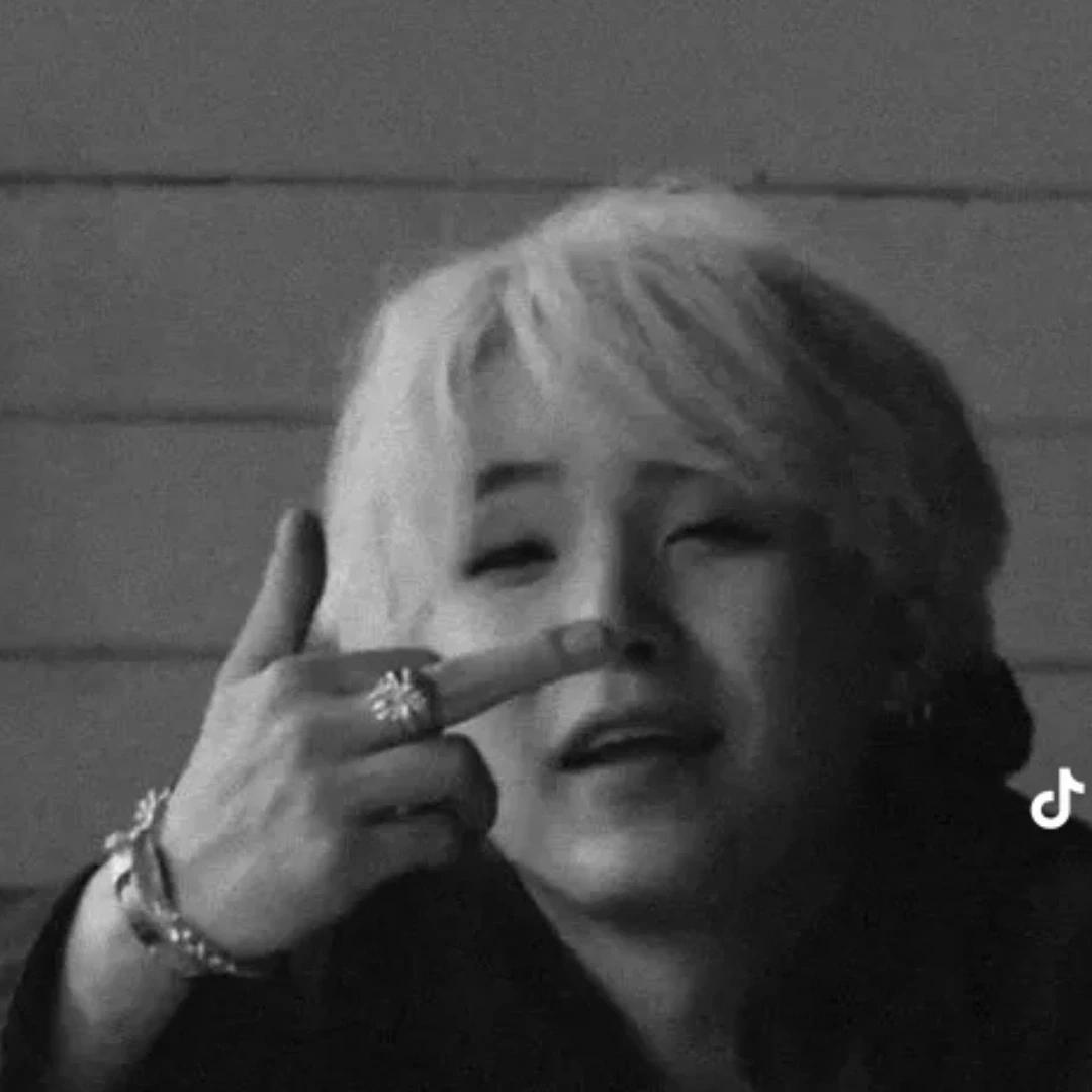 Min yoongi thumbnail